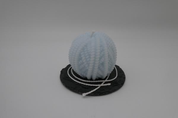 Wollknäuel pastell blau